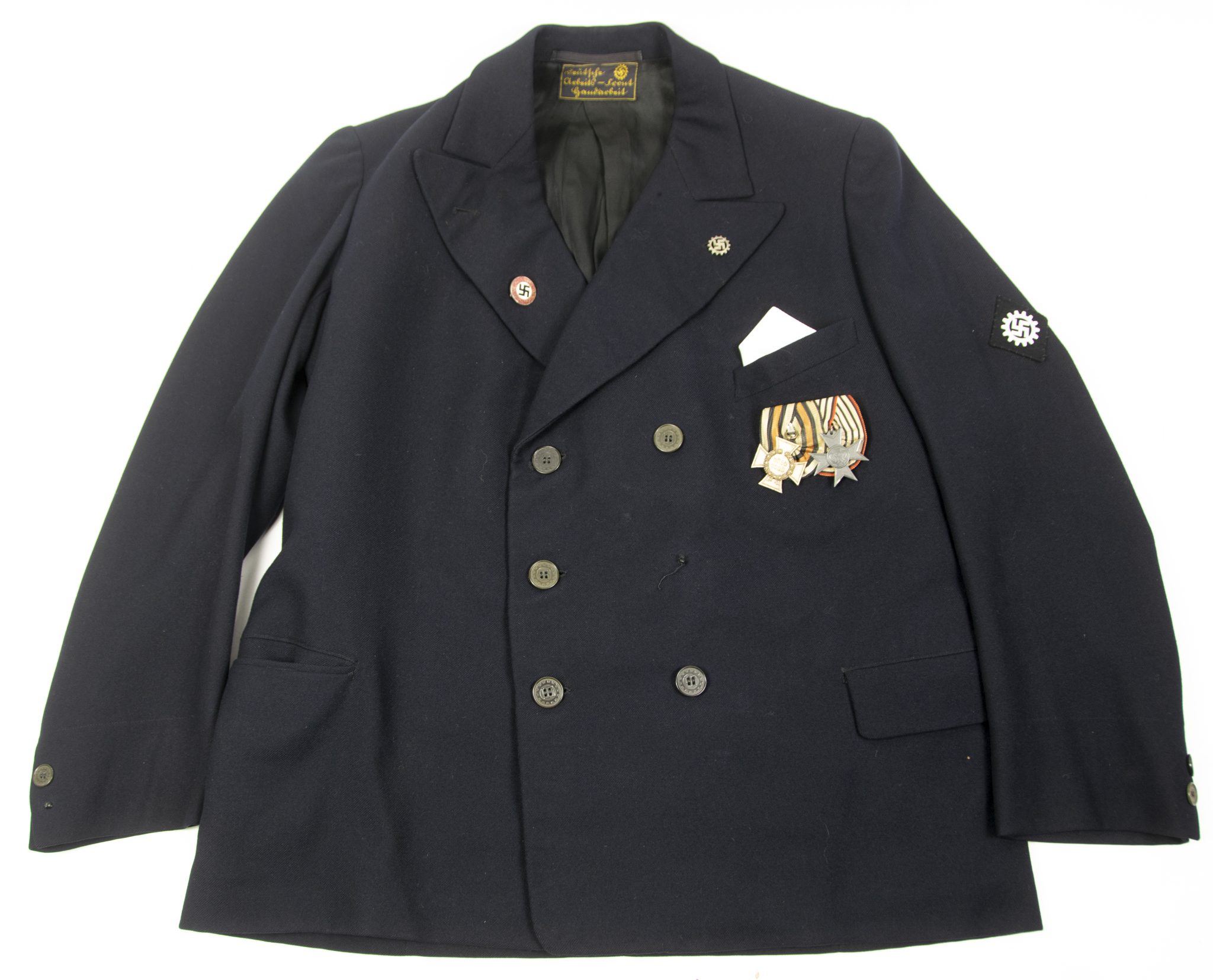 Deutsche Arbeitsfront (DAF) complete suit with jacket + trousers + visorcap + waistcoat + shirt + medals + badges - Image 39