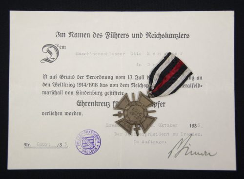 Ehrenkreuz für Frontkämpfer + citation (Dresden)