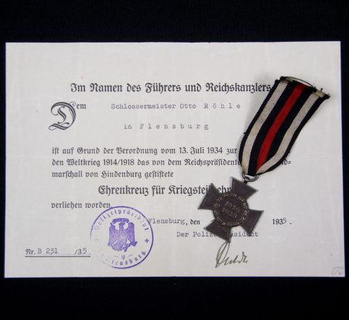 Ehrenkreuz für Nichtkämpfer + citation (Flensburg)