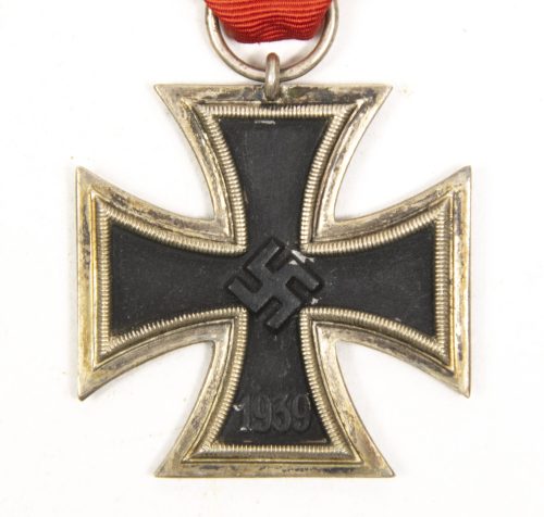 Eisernes Kreuz Zweite Klasse (EK2) Iron Cross second Class (MM “25” Arbeitsgemeinschaft der Graveur-Gold-und Silverschmeide-Innungen Hanau)