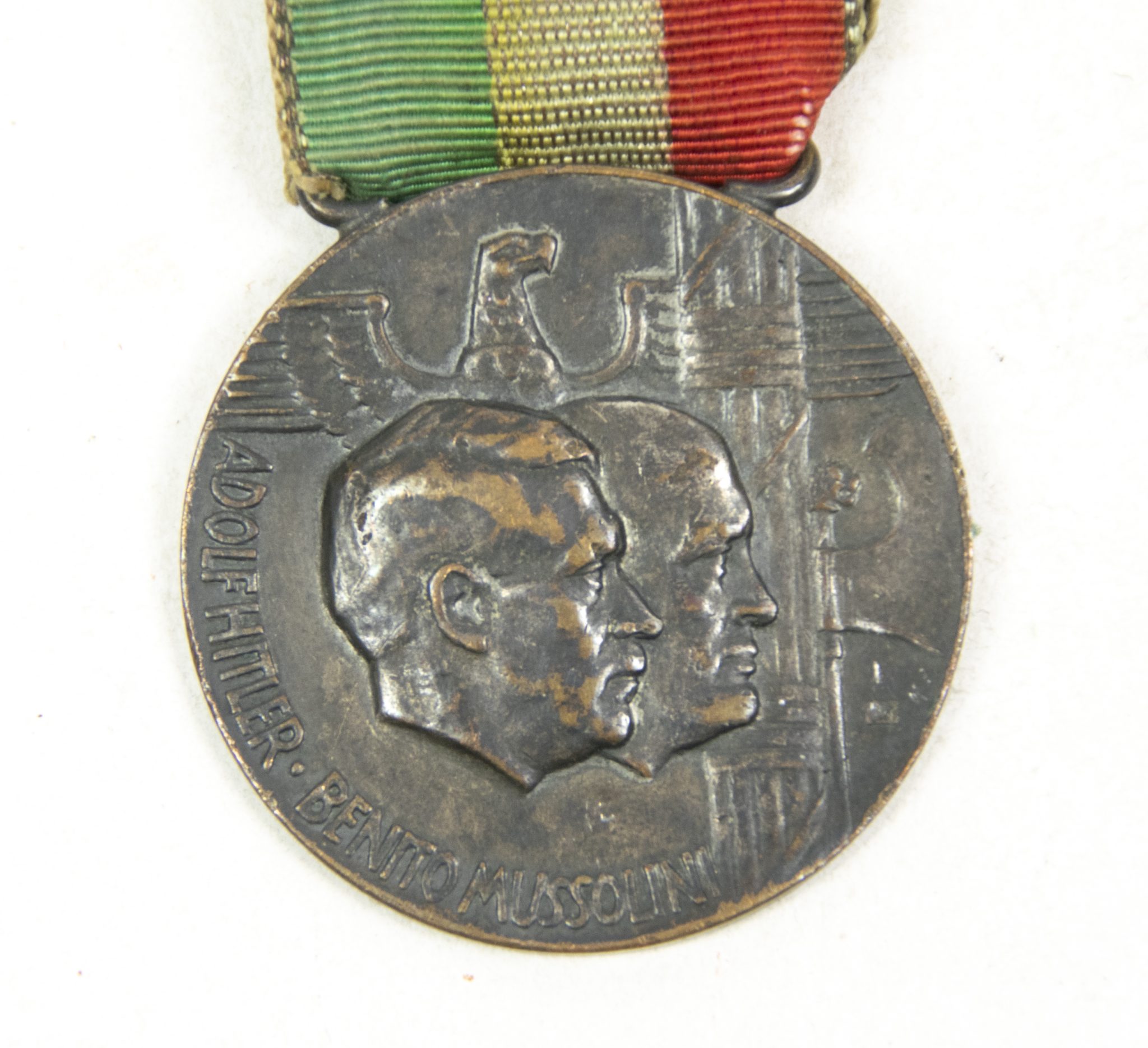 Medaille Adolf Hilter Benoto Mussolini (2) Medaille Adolf Hilter Benoto Mussolini