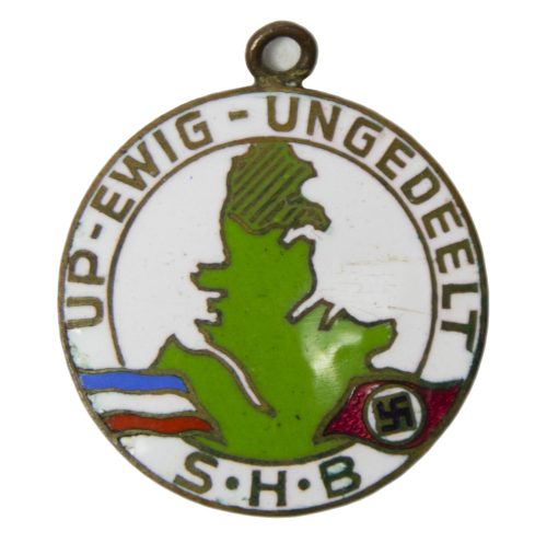 Schleswig-Holsteiner Bund (SHB) UP EWIG UNGEDEELT memberbadge hanger variation for female members - rare