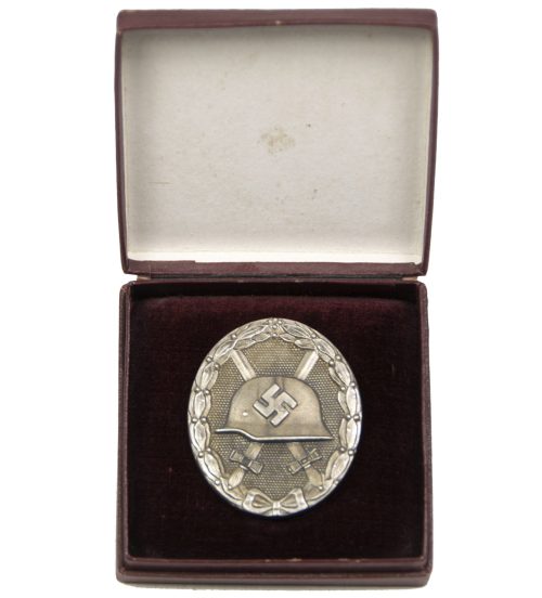 Verwundetenabzeichen im Silber + etui Cased silver woundbadge (MM 65 Klein & Quenzer)