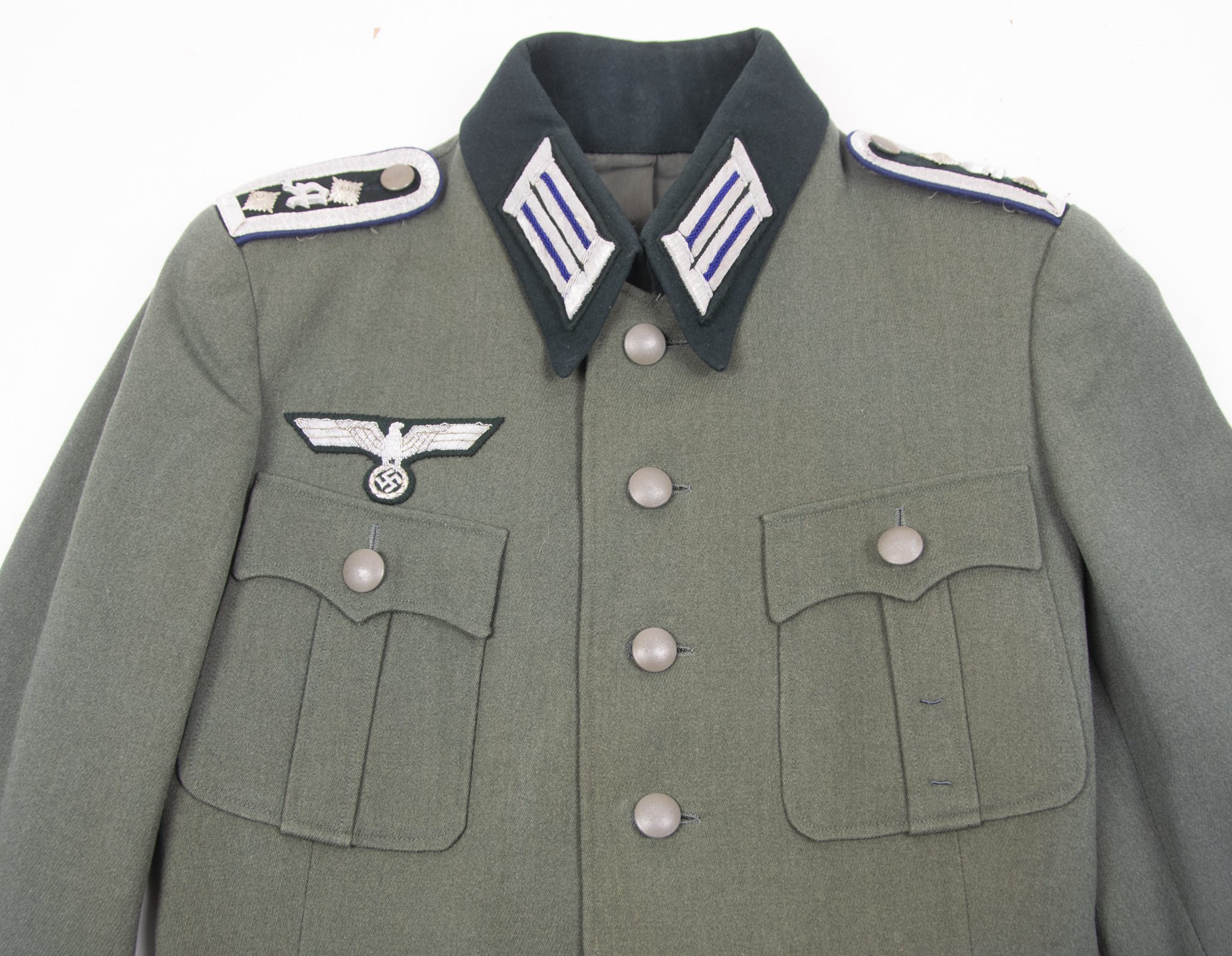 Wehrmacht (Heer) medical M36 tunic