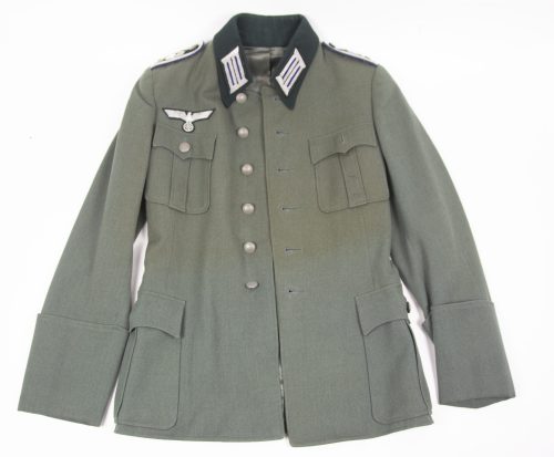 Wehrmacht (Heer) medical M36 tunic