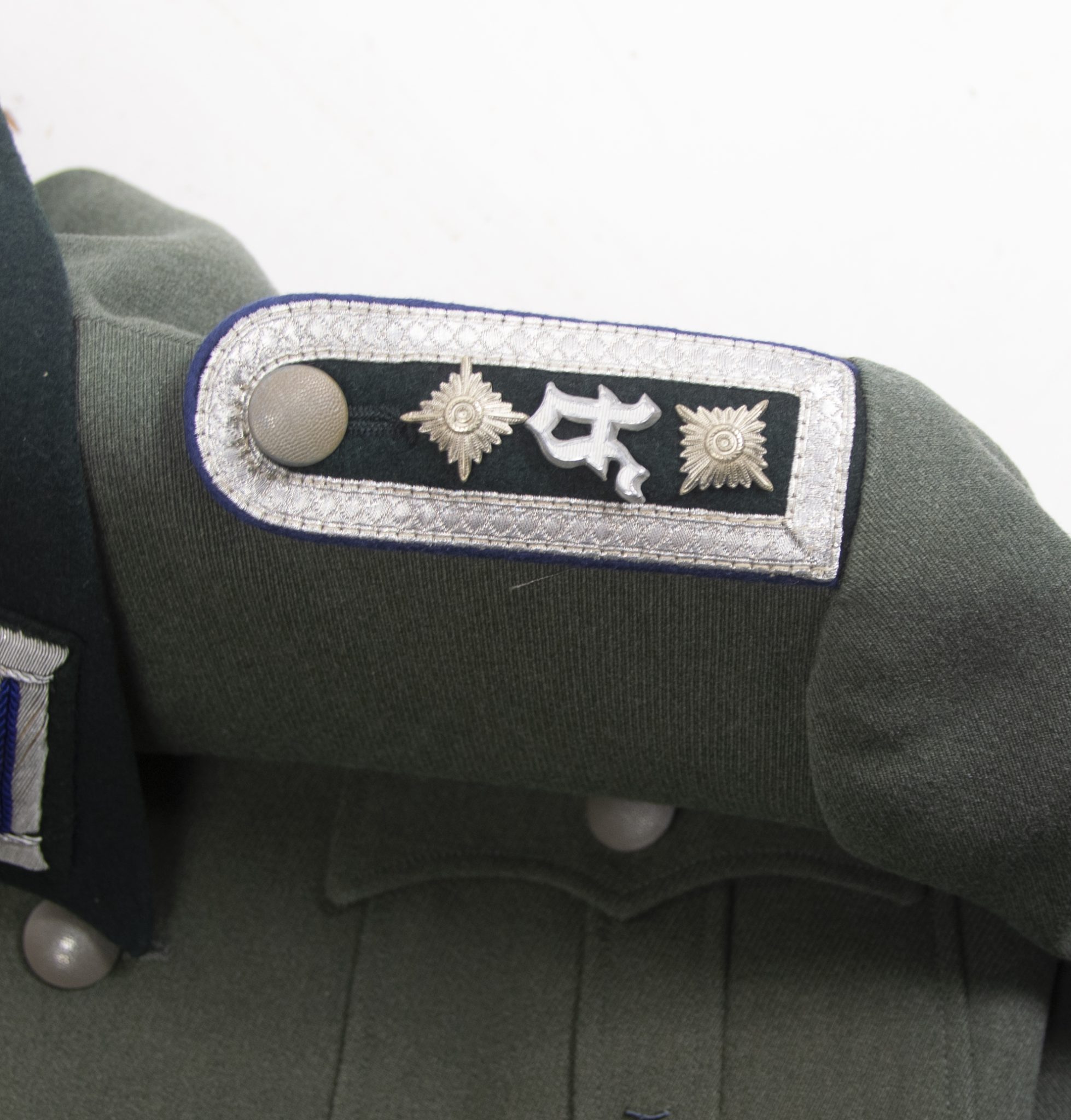 Wehrmacht (Heer) medical M36 tunic