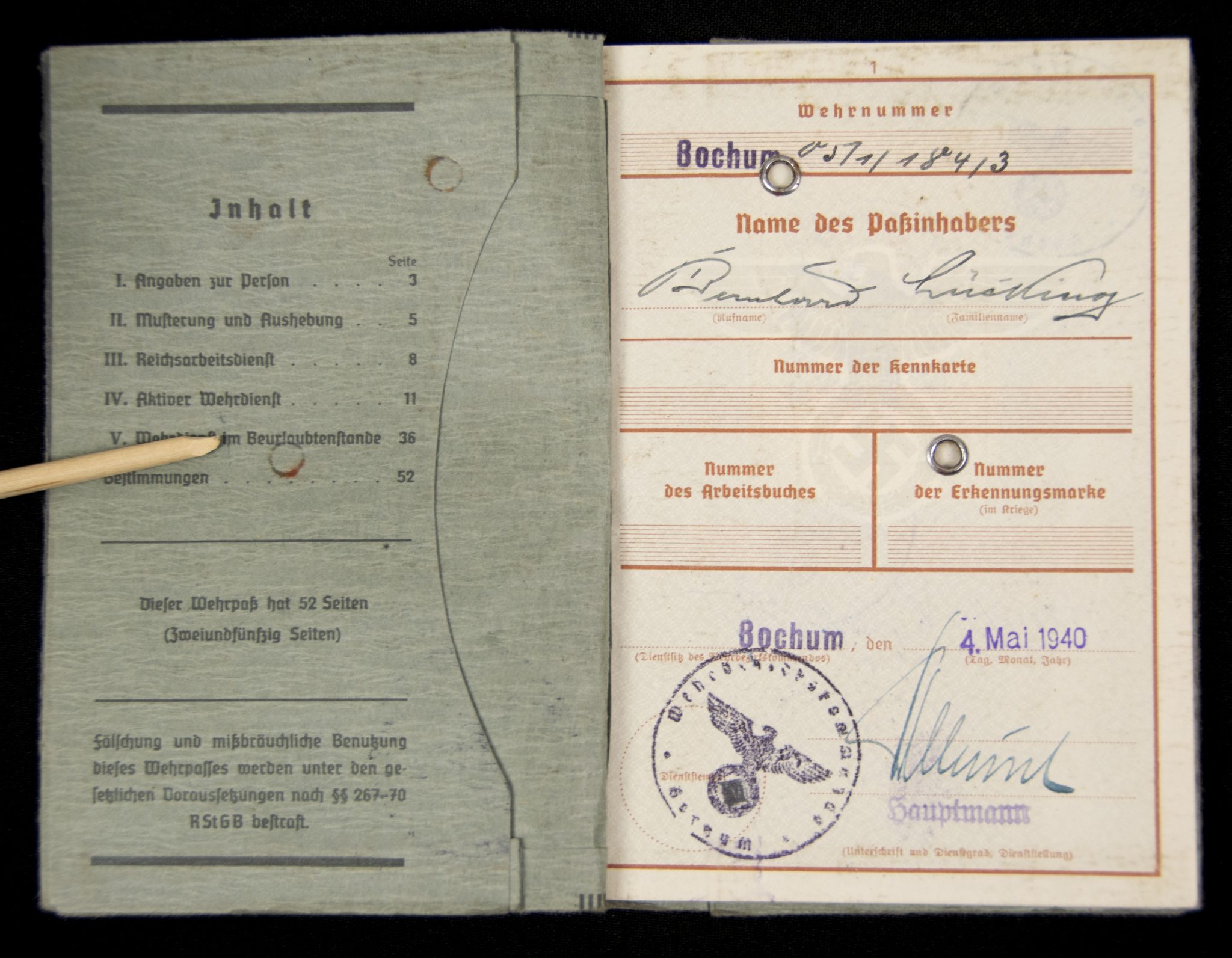 Wehrpass – Wehrbezirkskommando Bochum (1941)