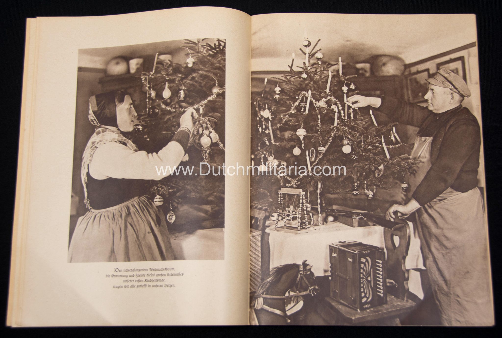 (Book) Der Reichsführer SS - Weihenacht (with Julleuchter and Motherscross image) (194x) - Extremely rare