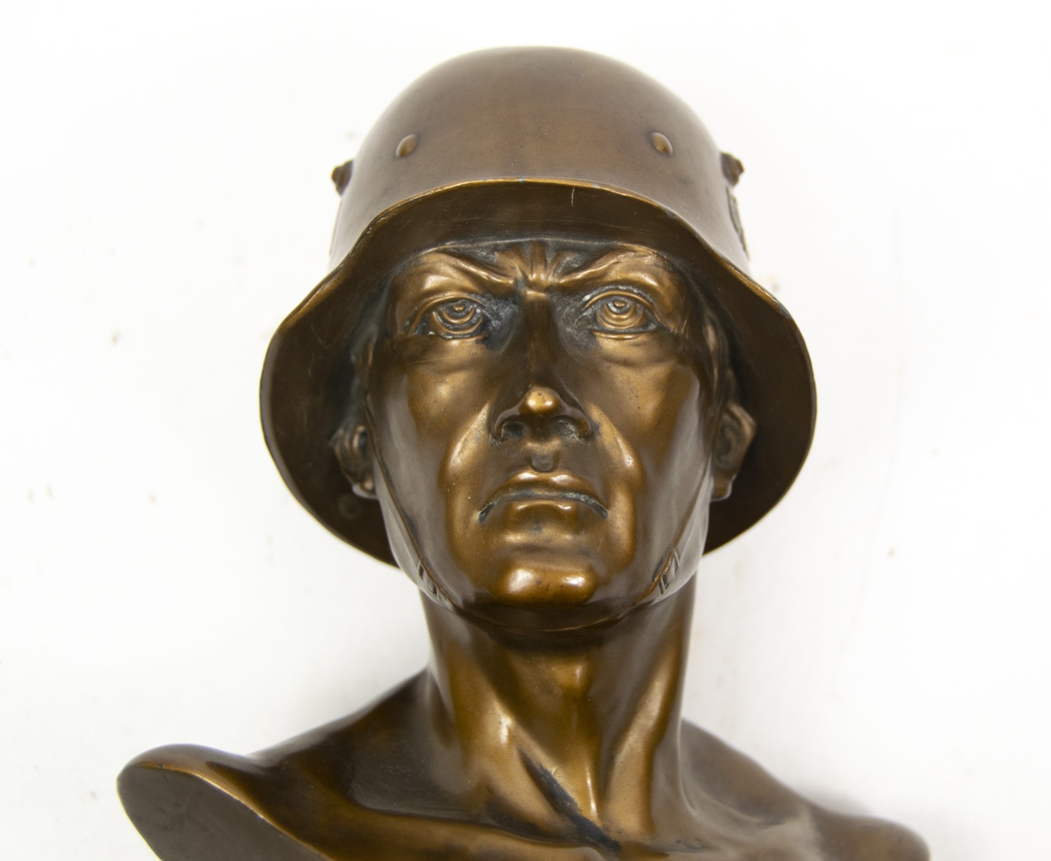 Impressive Wehrmacht (Heer) Soldiersbust (1939) - Image 9