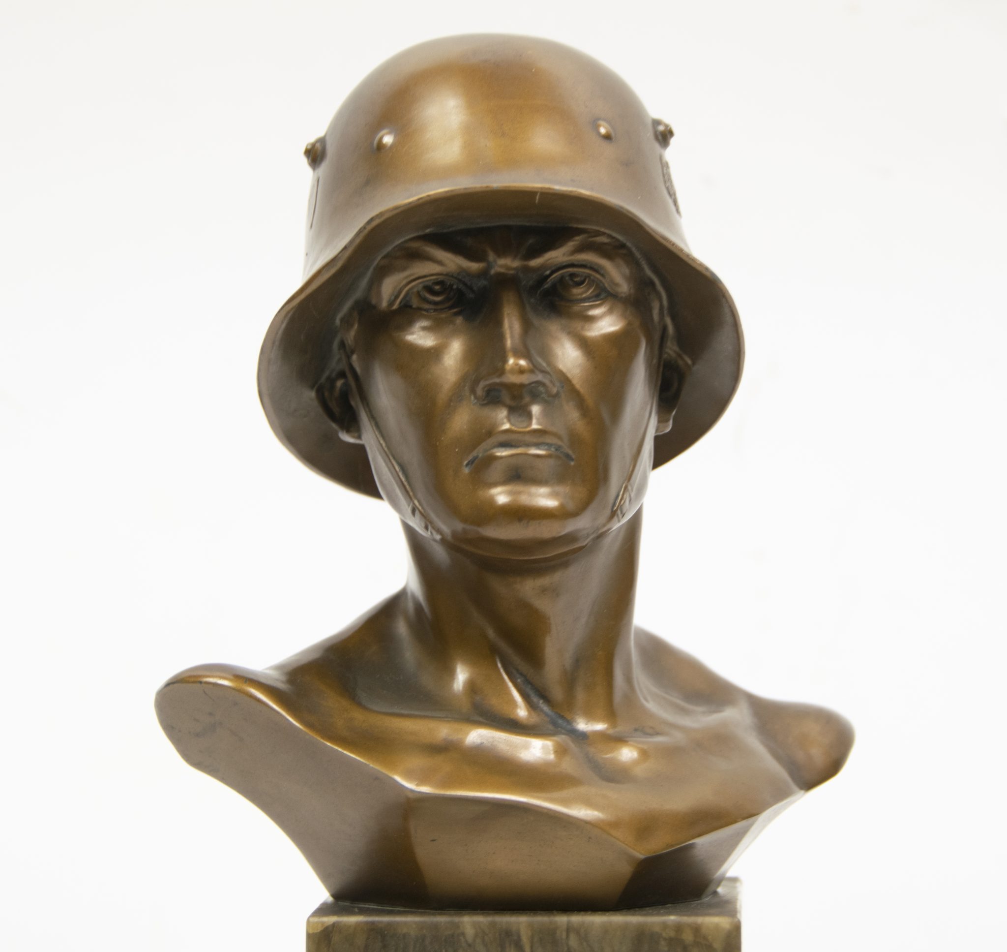 Impressive Wehrmacht (Heer) Soldiersbust (1939) - Image 12