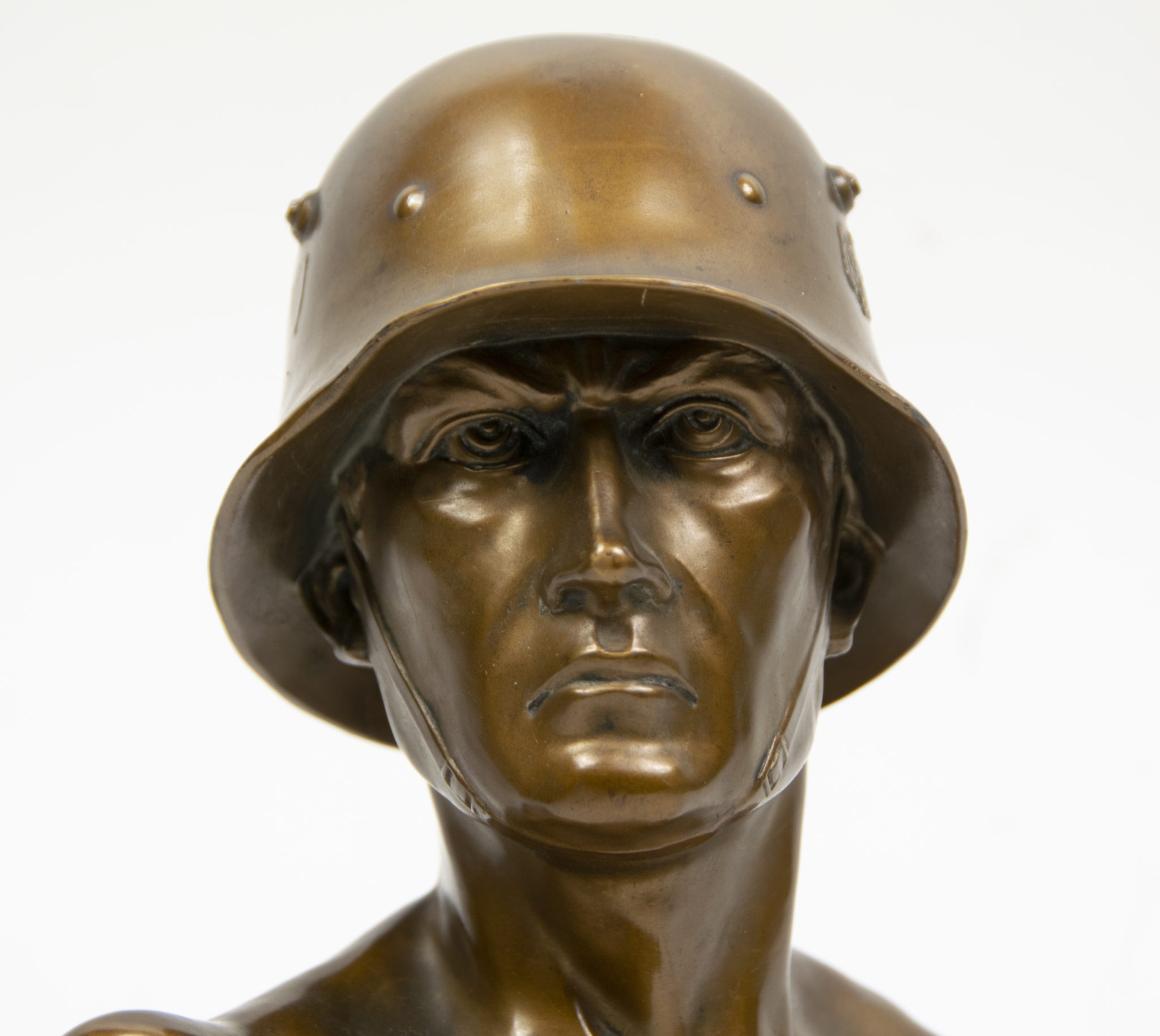 Impressive Wehrmacht (Heer) Soldiersbust (1939) - Image 14