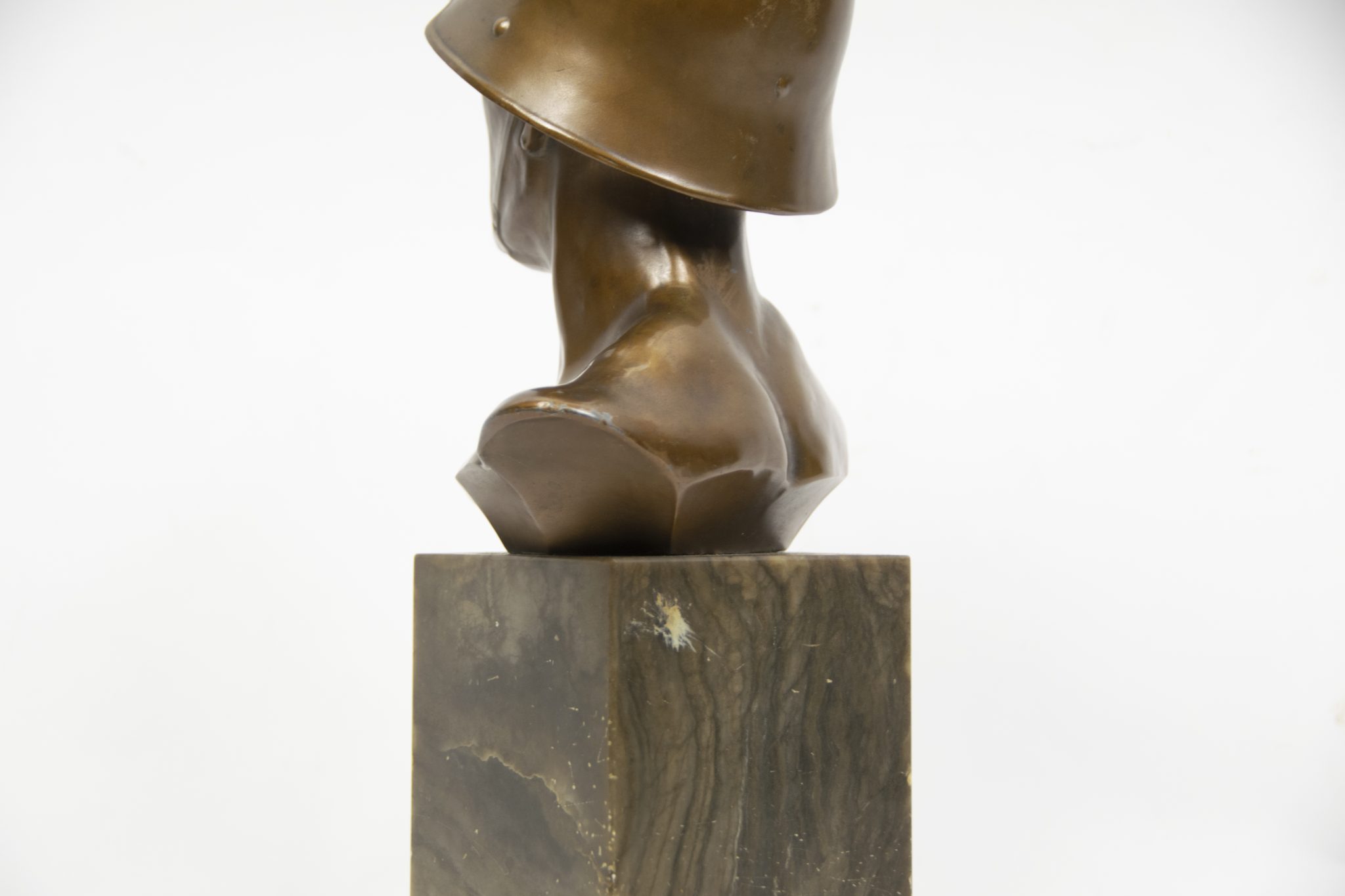 Impressive Wehrmacht (Heer) Soldiersbust (1939) - Image 27