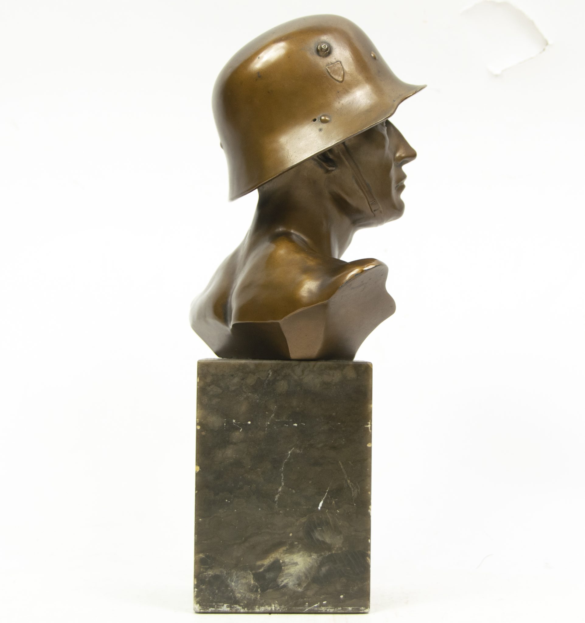 Impressive Wehrmacht (Heer) Soldiersbust (1939) - Image 35