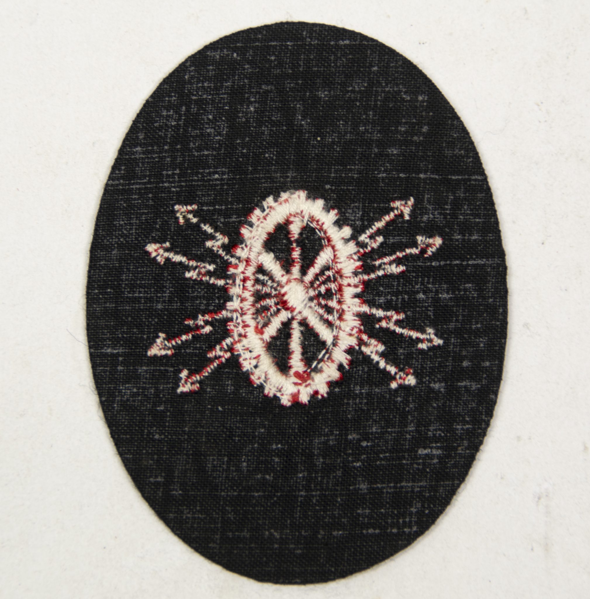 Kriegsmarine (KM) Ärmelabzeichen Elektrotechnik-Lehrgang III (2) Kriegsmarine (KM) Ärmelabzeichen Elektrotechnik-Lehrgang III