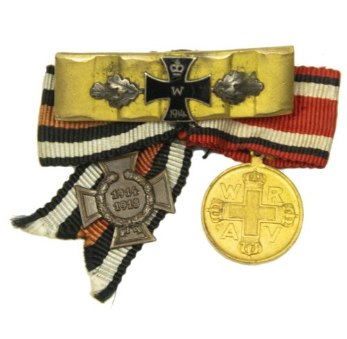 (Preussen) Red cross medal + Nichtkämpfer Ehrenkreuz miniature medals