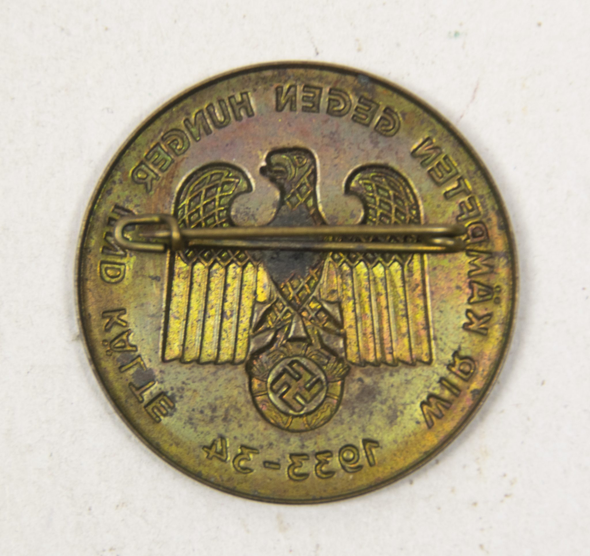 Wir Kämpften gegen Hunger und Kälte 1933-34 abzeichen (2) Wir Kämpften gegen Hunger und Kälte 1933-34 abzeichen