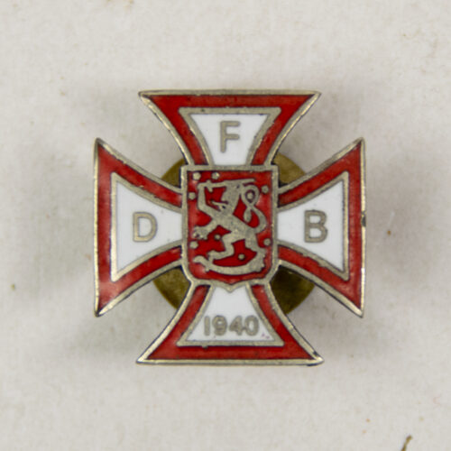 (Denmark) Danish Volunteer Battalion in Finland Miniature Merit Cross 1939-40 - rare