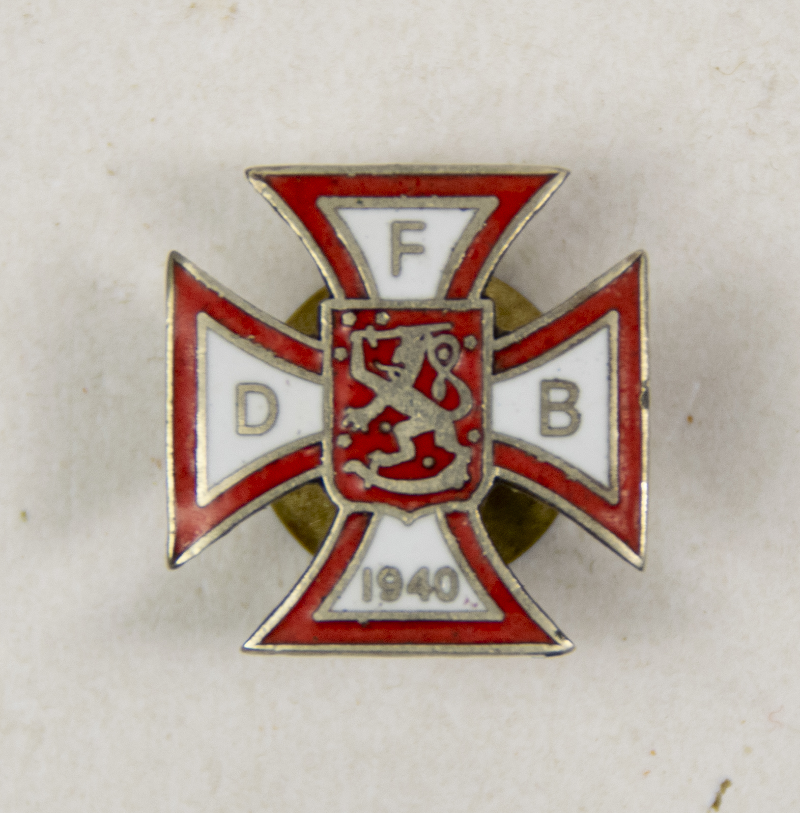 (Denmark) Danish Volunteer Battalion in Finland Miniature Merit Cross 1939-40 – rare (2) (Denmark) Danish Volunteer Battalion in Finland Miniature Merit Cross 1939-40 - rare