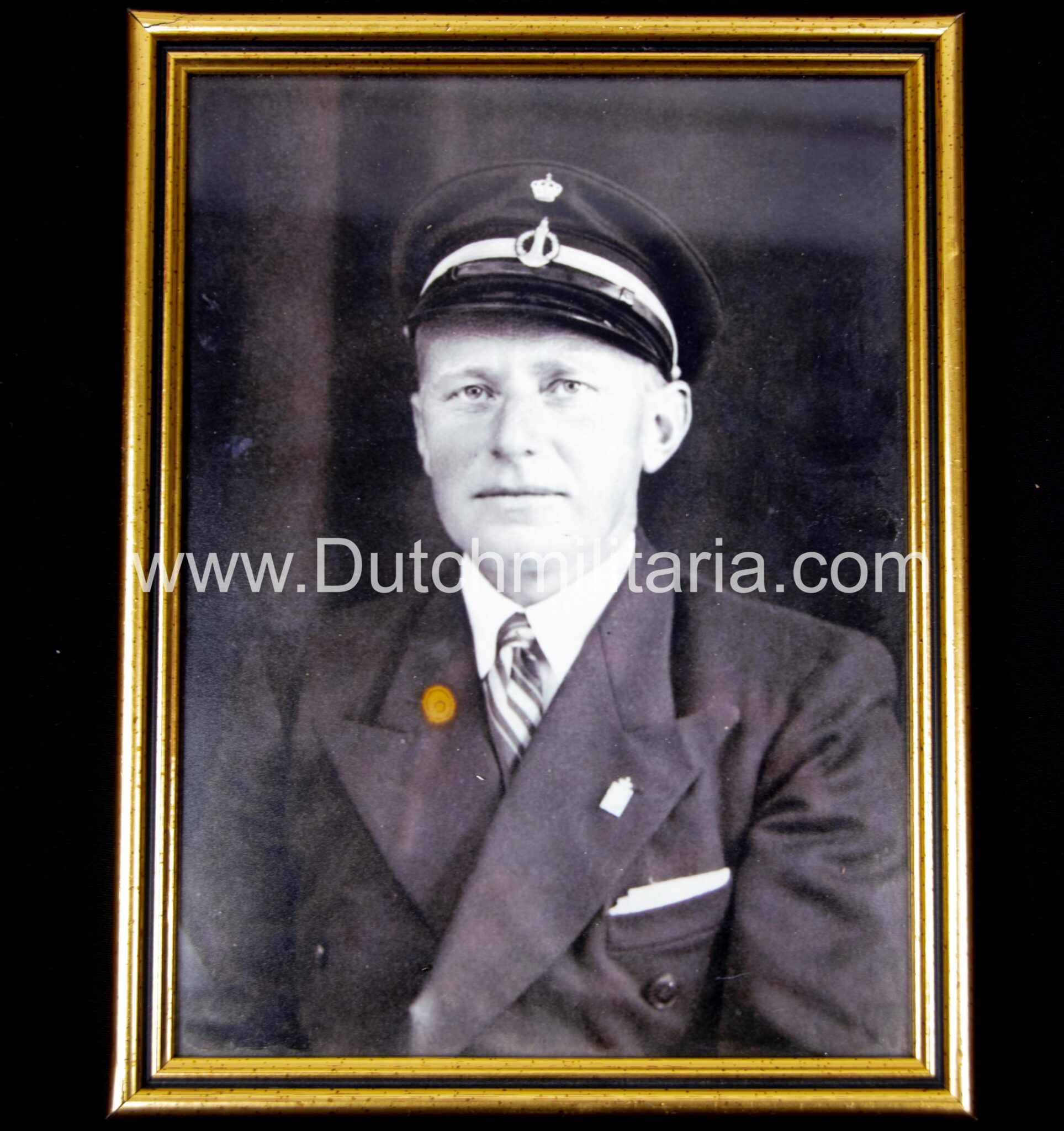 German-WWII-engraved-pocket-group-of-Danish-lighthouse-keeper-Gustav-Petersen-1942-UNIQUE.