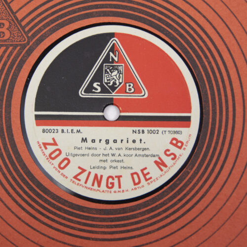 (NSB) Music LP Zwart-rood waai uit nu! Margriet