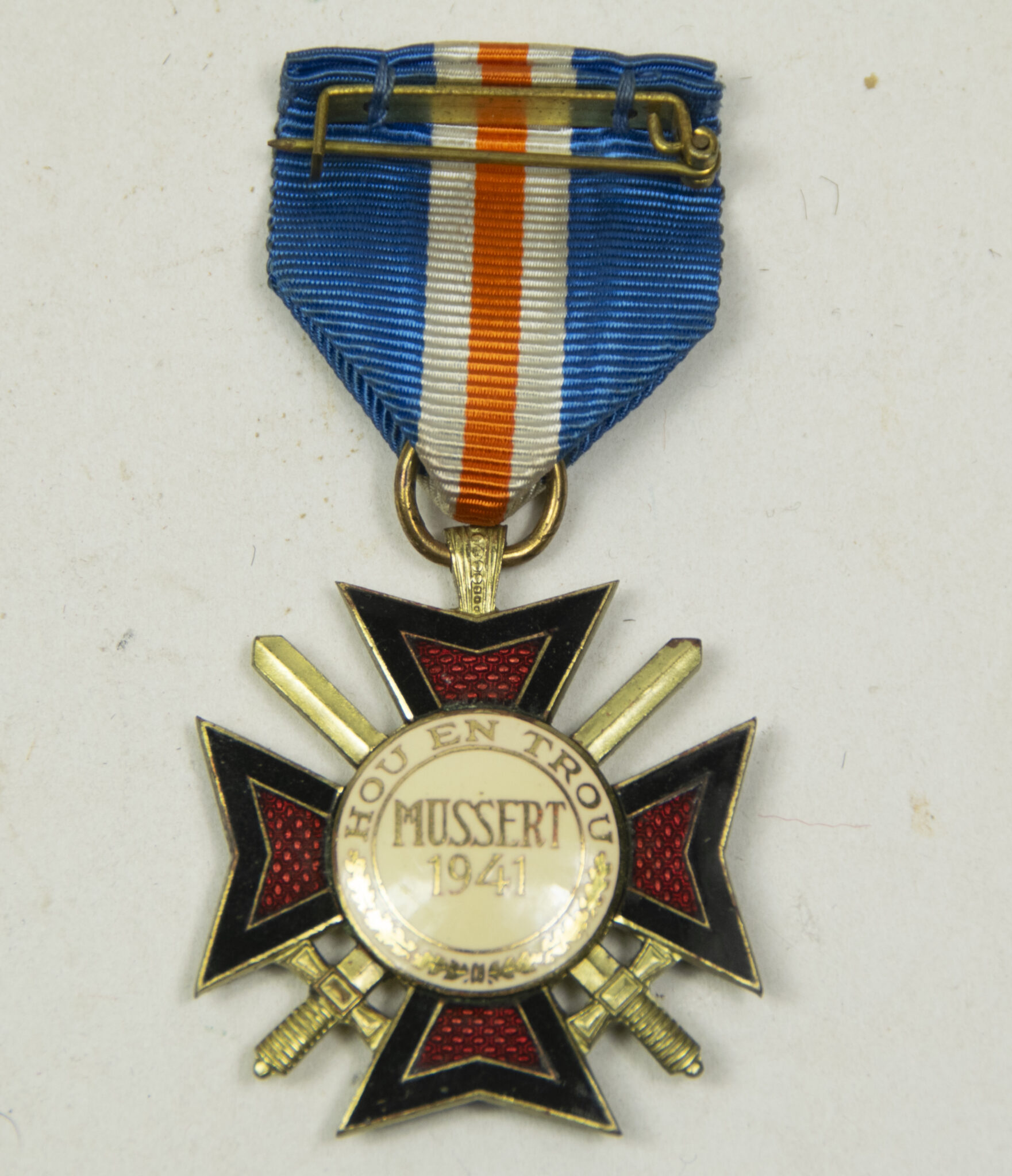 NSB OostlandkruisMussertkruis with swords + ribbon + case