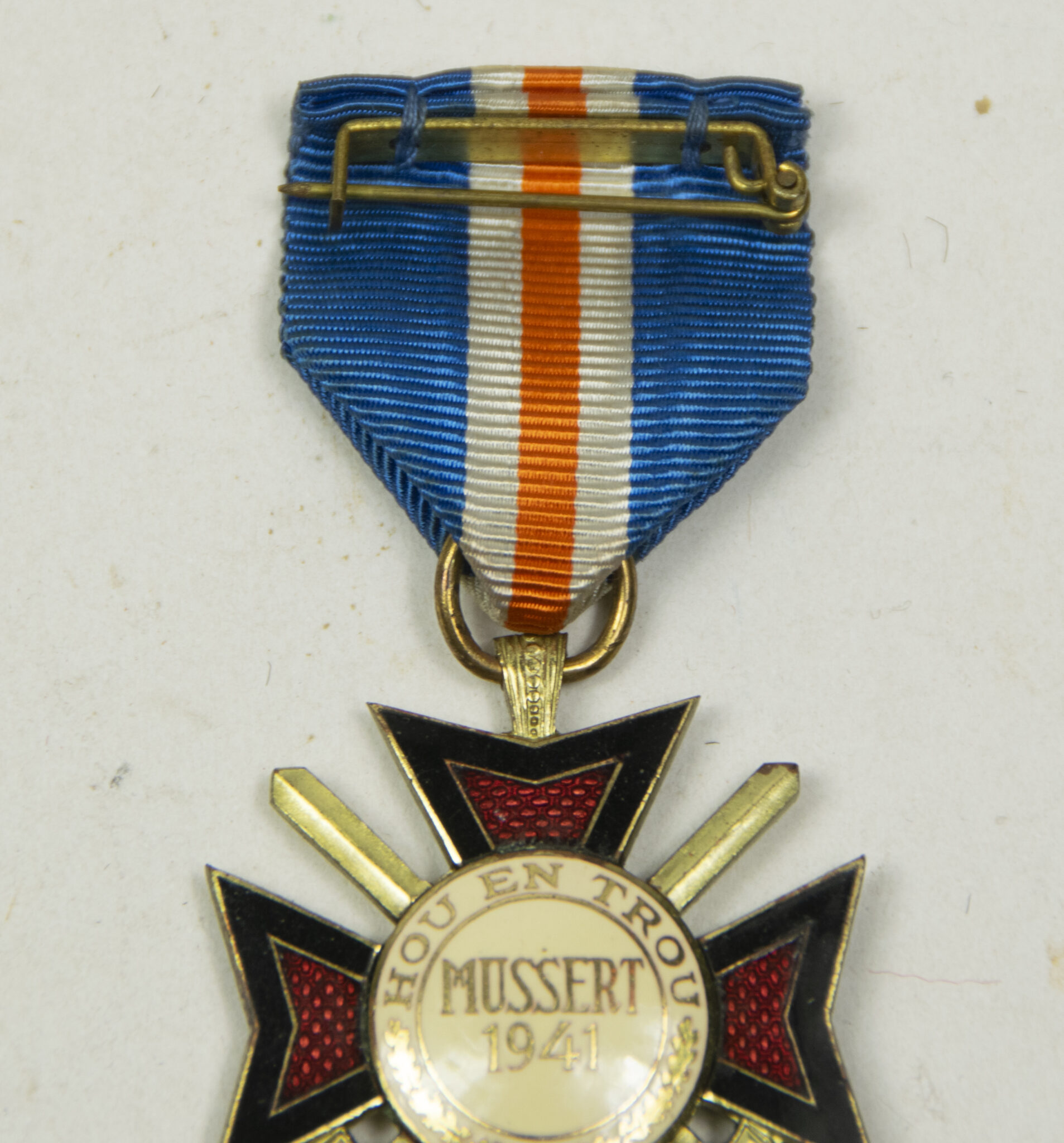 NSB OostlandkruisMussertkruis with swords + ribbon + case