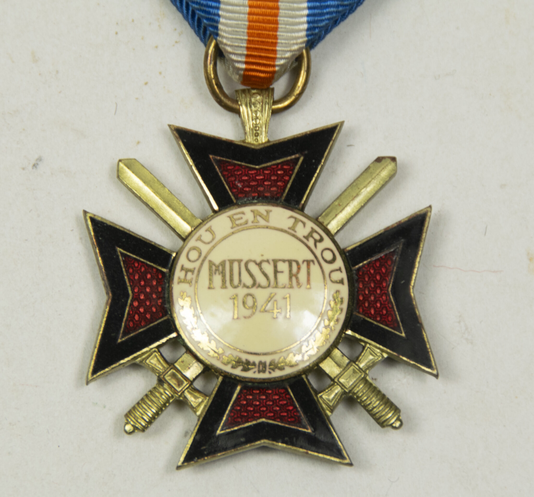 NSB OostlandkruisMussertkruis with swords + ribbon + case