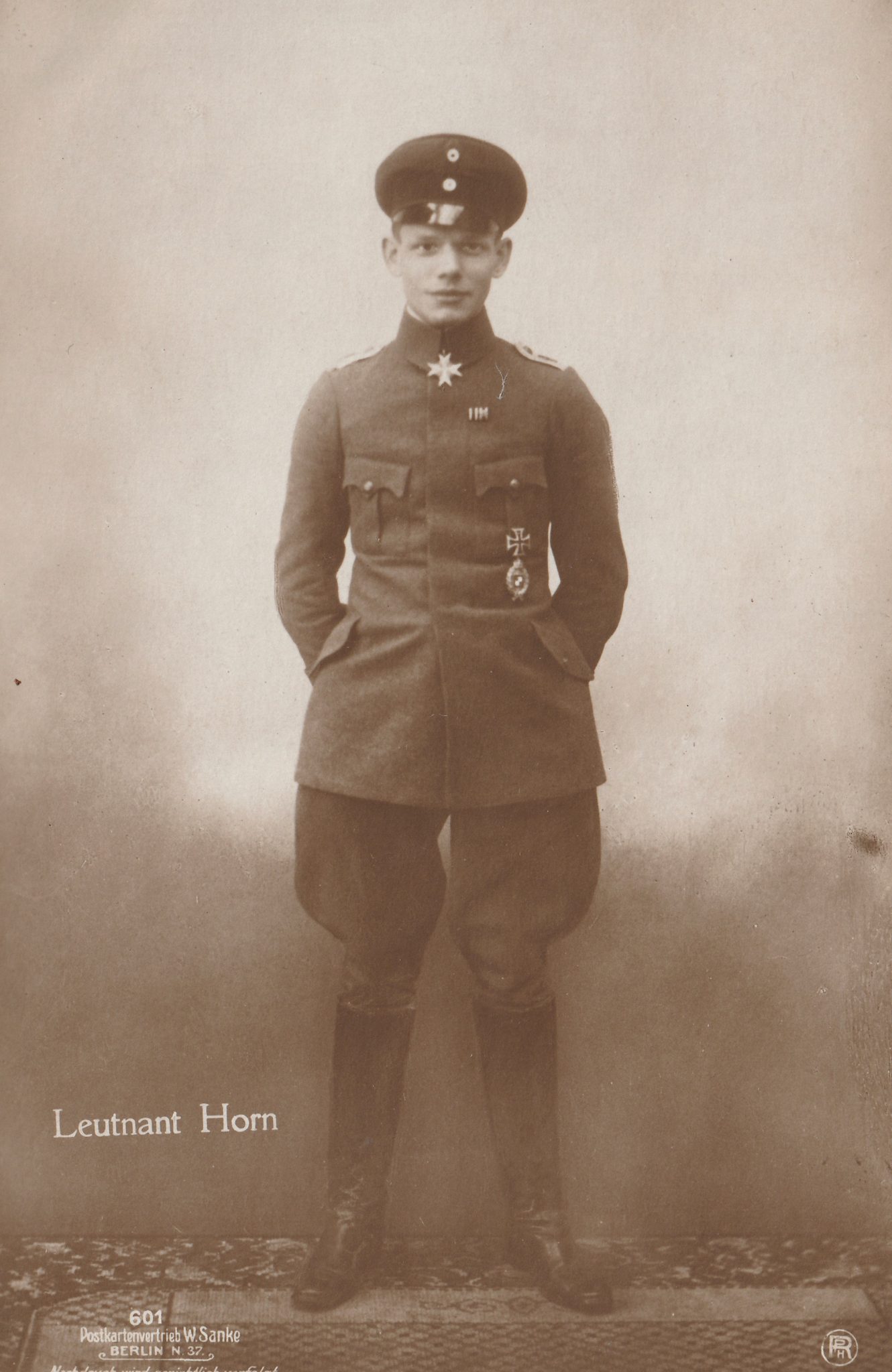 (Postcard) Sanke #601 Leutnant von Horn