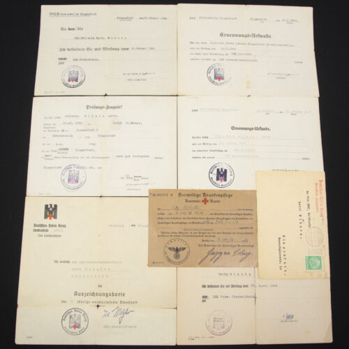 Deutsches Rotes Kreuz (DRK) paper grouping