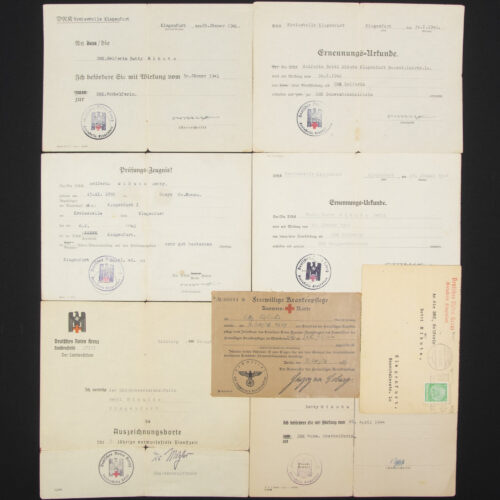 Deutsches Rotes Kreuz (DRK) paper grouping