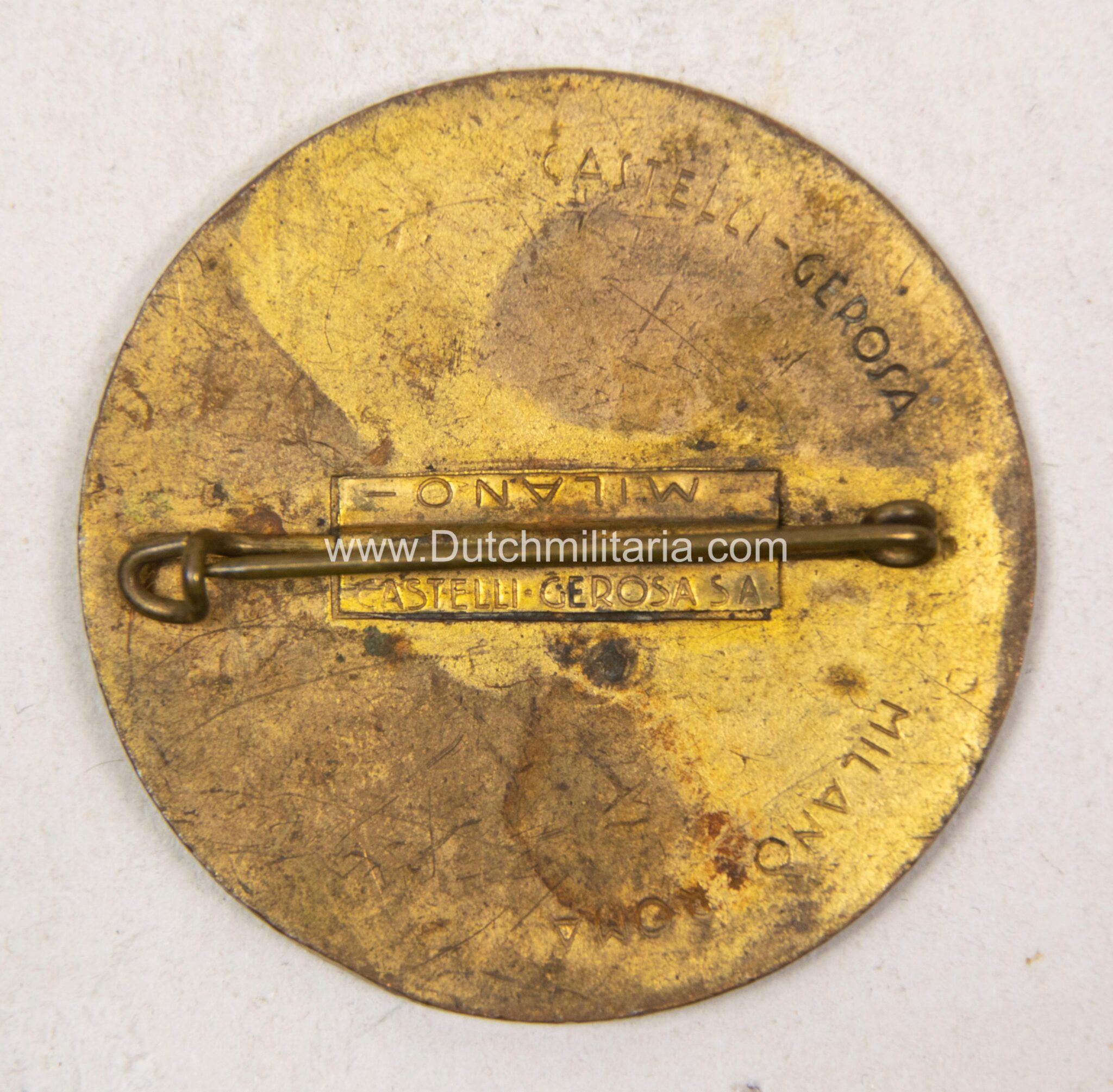 (Italy) Convegno Nazionale Bande Cori Fisarmoniche Danzatori Popolari - Roma Pza. di Sienna - Maggio XVI badge (1937)