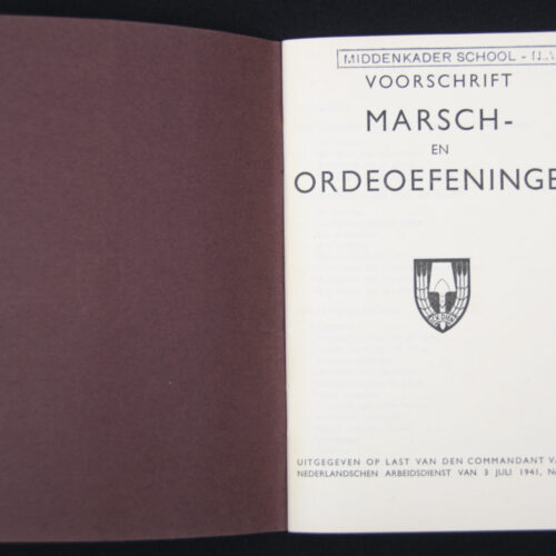 Nederlandsche Arbeidsdienst (NAD)Voorschrift Marsch- en Ordeoefeningen (1943)