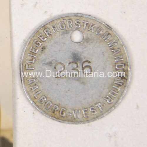 (Photo Denmark) Luftwaffe Sommerkorpset SS Schalburg Korpset photo + token Fliegerhorst Kommandantur Aalborg-West - Extremely rare