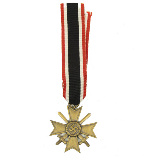 Kriegsverdienstkreuz (KVK) mit Schwerter War Merit Cross with swords