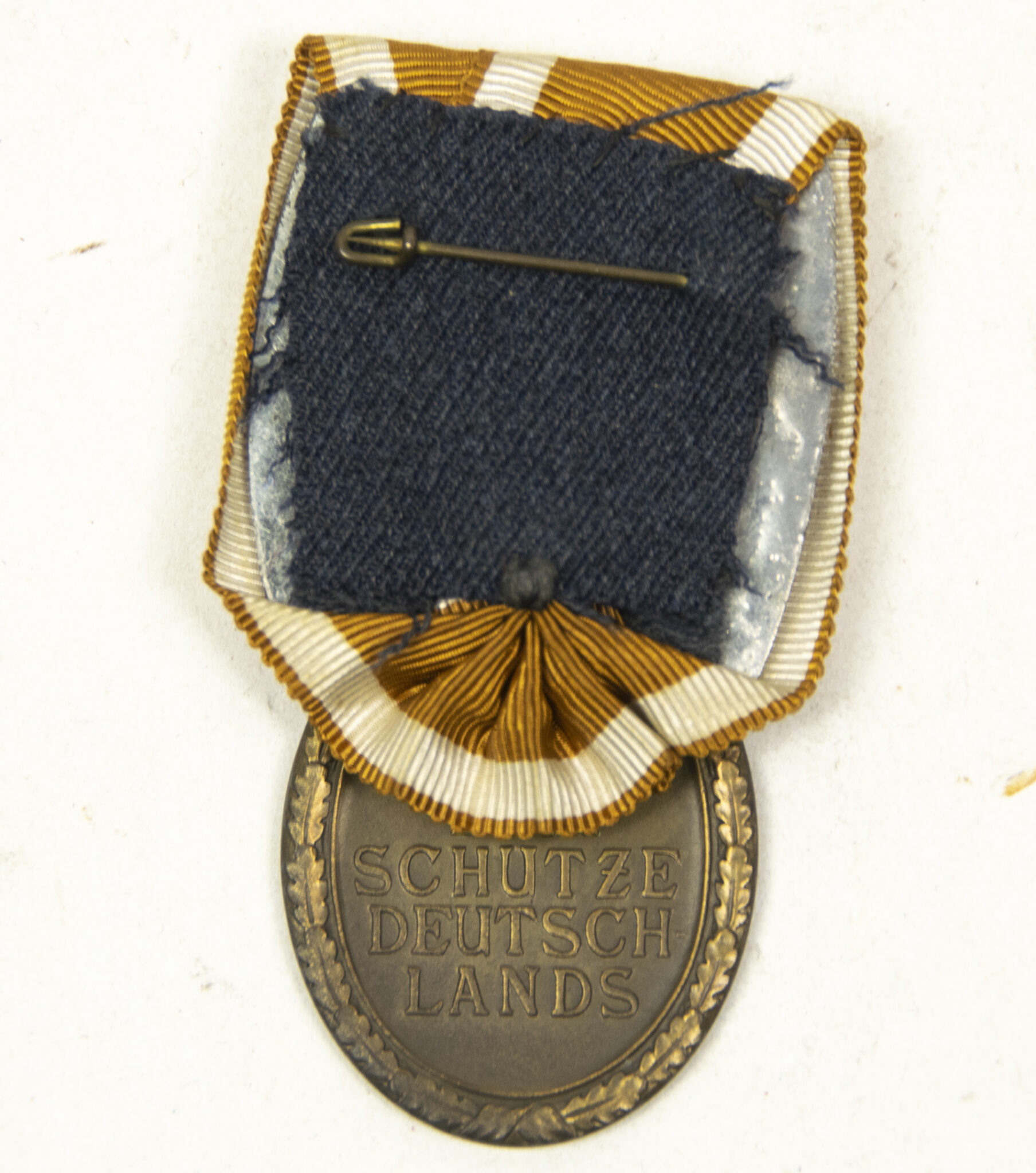 Deutsches Schutzwall Ehrenzeichen Westwal medal single mount