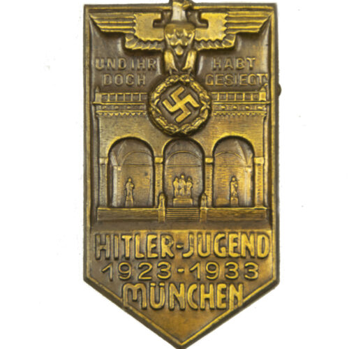 Hitlerjugend (HJ) 1923-1933 München (Hollow) badge