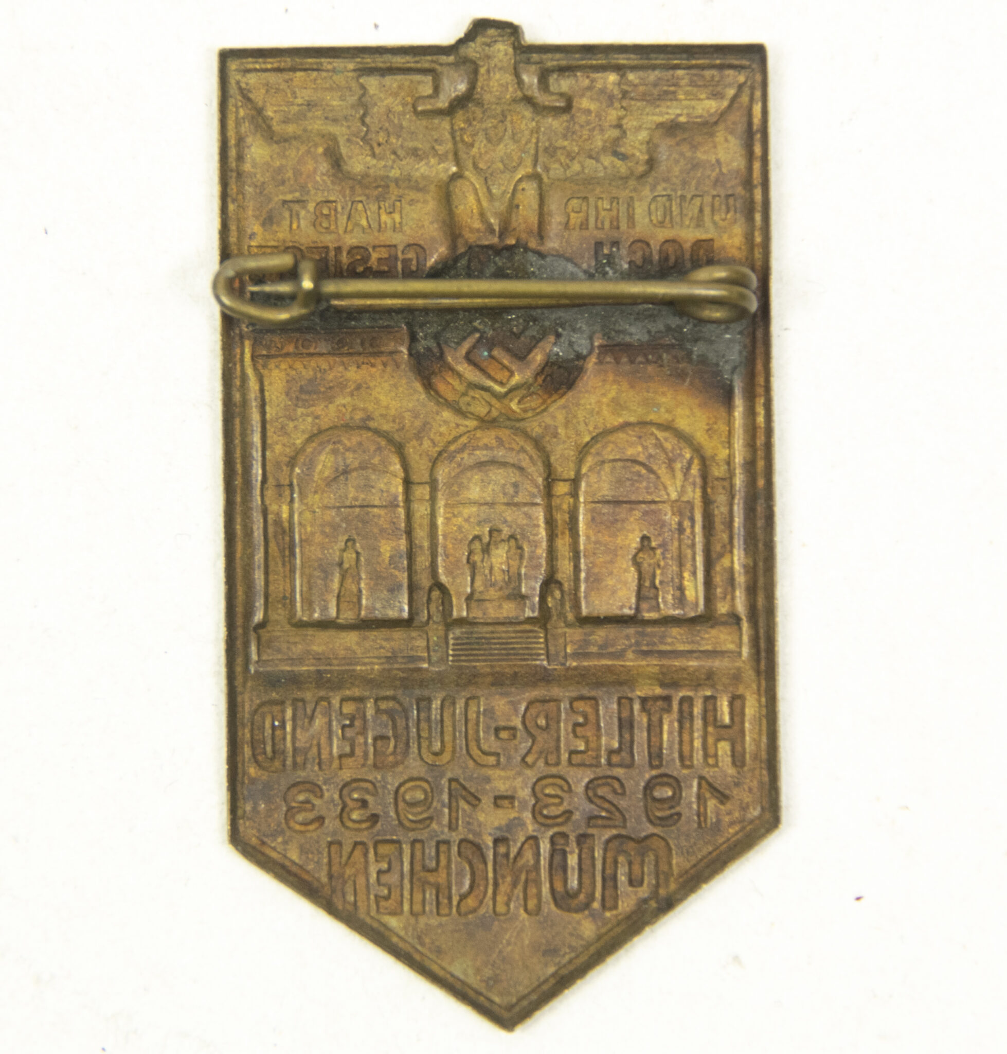 Hitlerjugend (HJ) 1923-1933 München (Hollow) badge