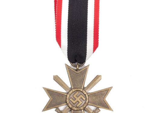 Kriegsverdienstkreuz (KVK) mit Schwerter War Merit Cross with swords