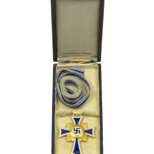 Mutterkreuz gold + etui (Maker C.F. Zimmermann Pforzheim)
