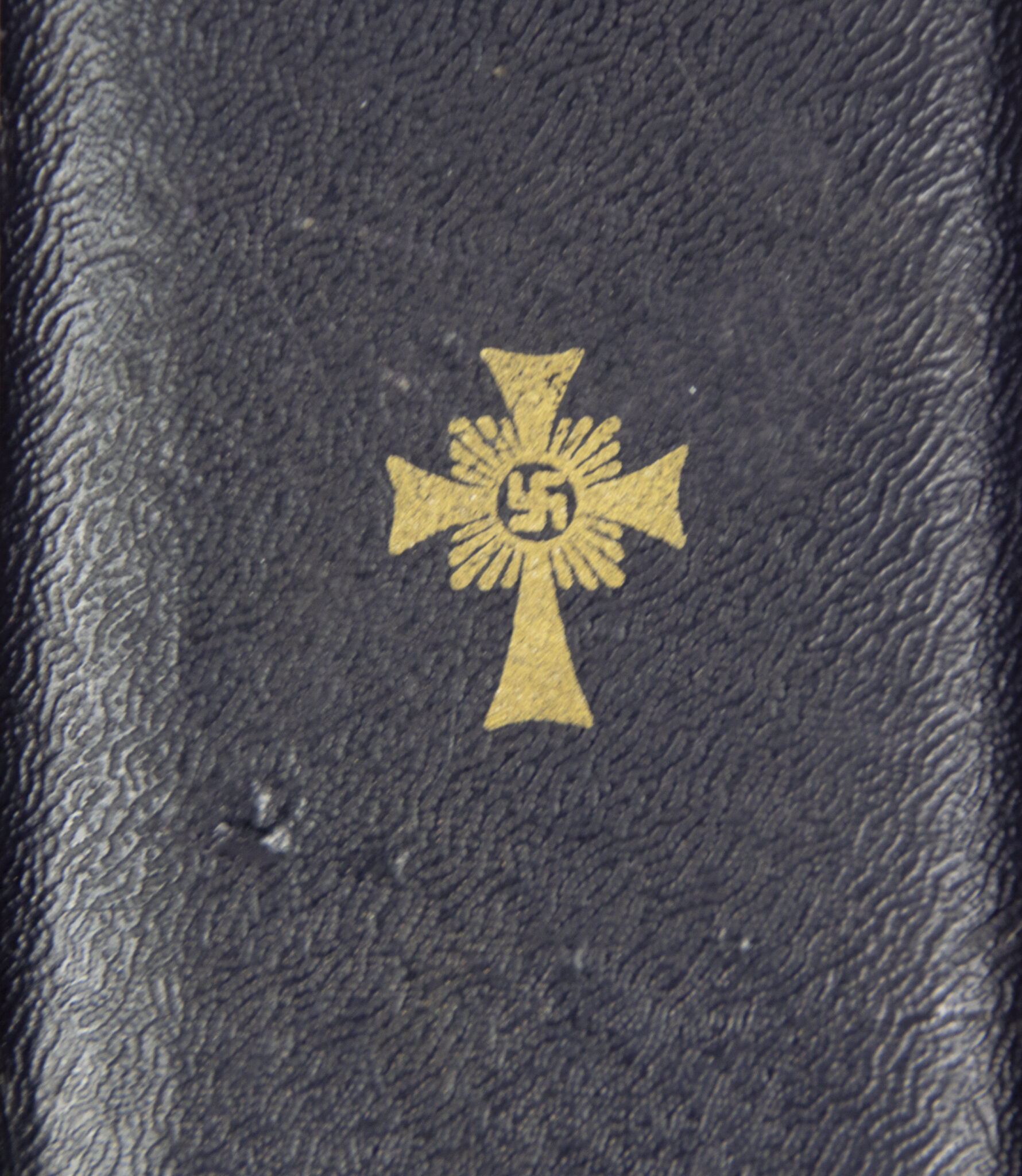 Mutterkreuz gold + etui (Maker Richard Sieper & Söhne Lüdenscheid)