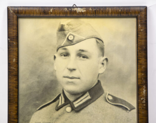 (Photo) Large framed Wehrmacht (Heer) portrait