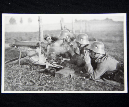 (Postcard) Uner Reichsheer Feuerndes Maschinengewehr