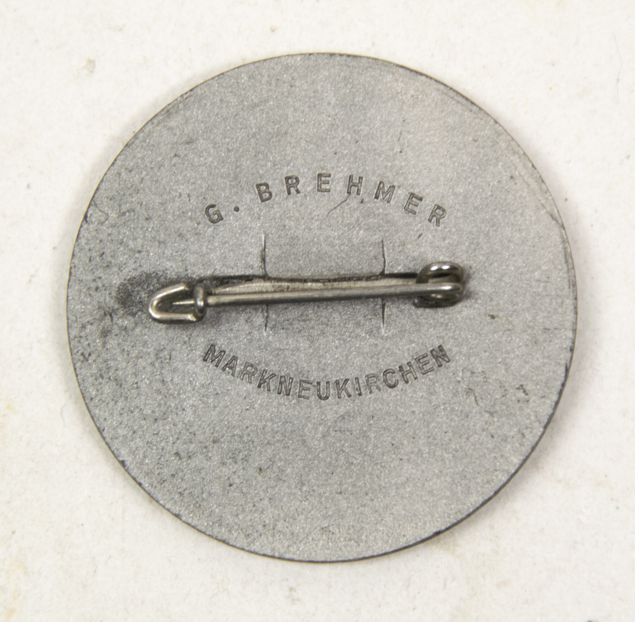 Reichsparteitag 1937 abzeichen (MAker G. Brehmer Markneukirchen)