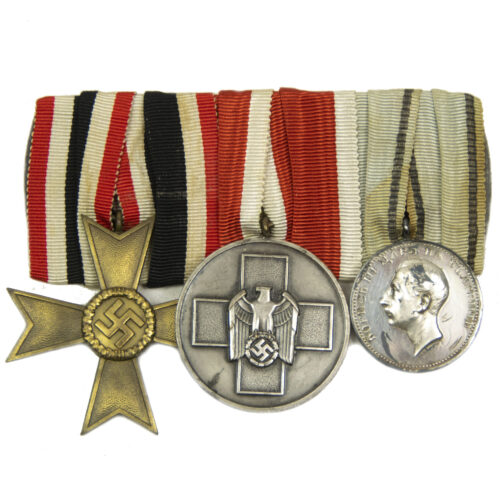 WWII Medalbar with Kriegsverdienstkreuz ohne Schwerter + Volkspflege medal + Bulgarian Boris III Tsar medal for merits