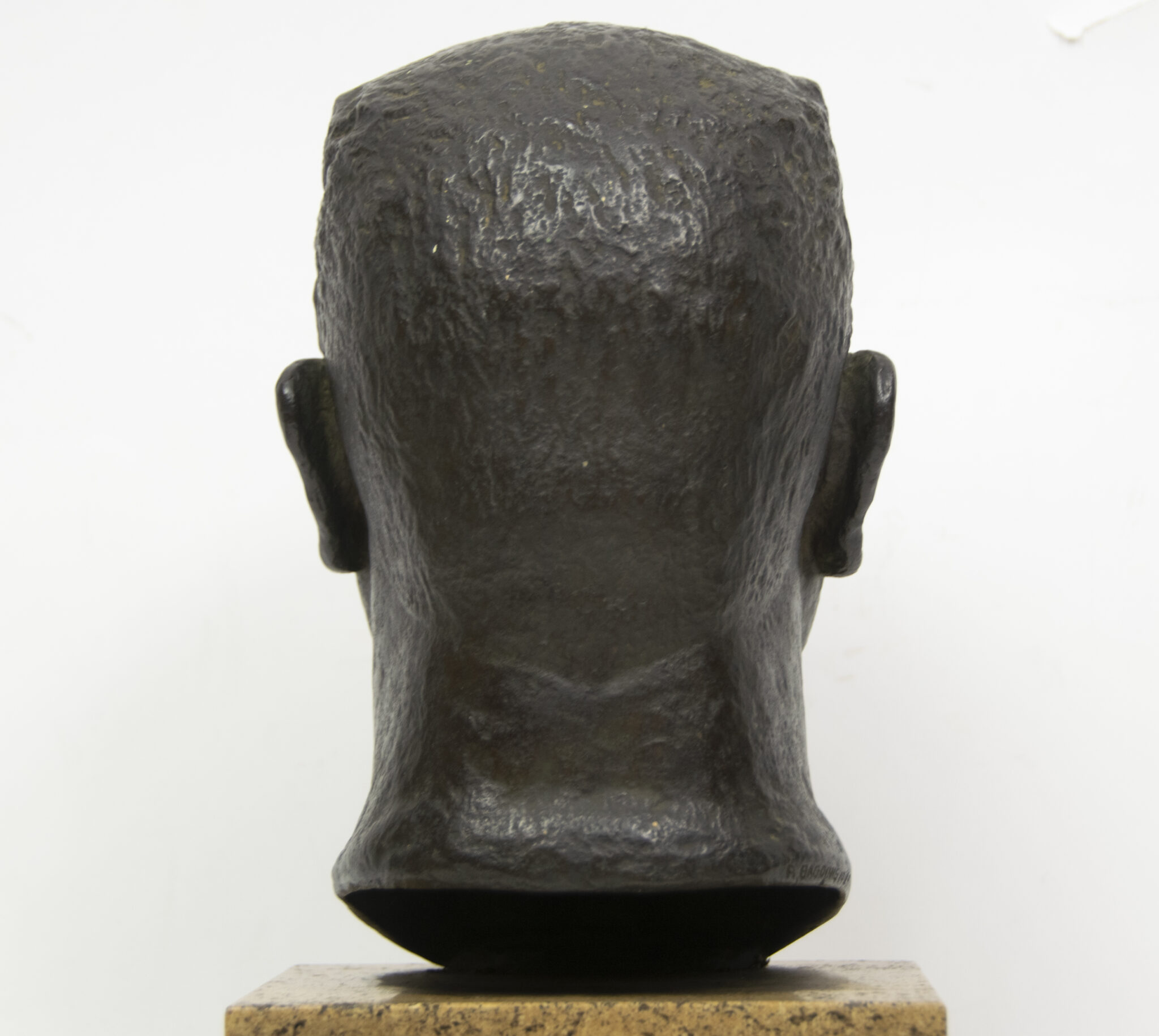 Hindenburg bronze bust (by artist Friedrich Bagdons) (1927) - Image 16