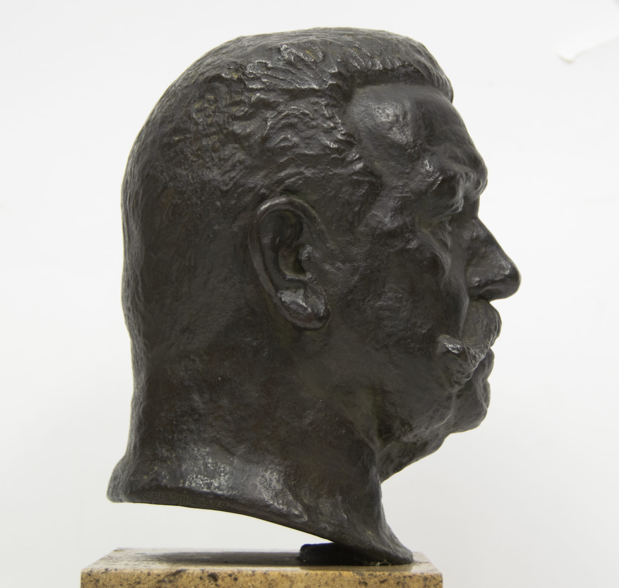 Hindenburg bronze bust (by artist Friedrich Bagdons) (1927) - Image 20