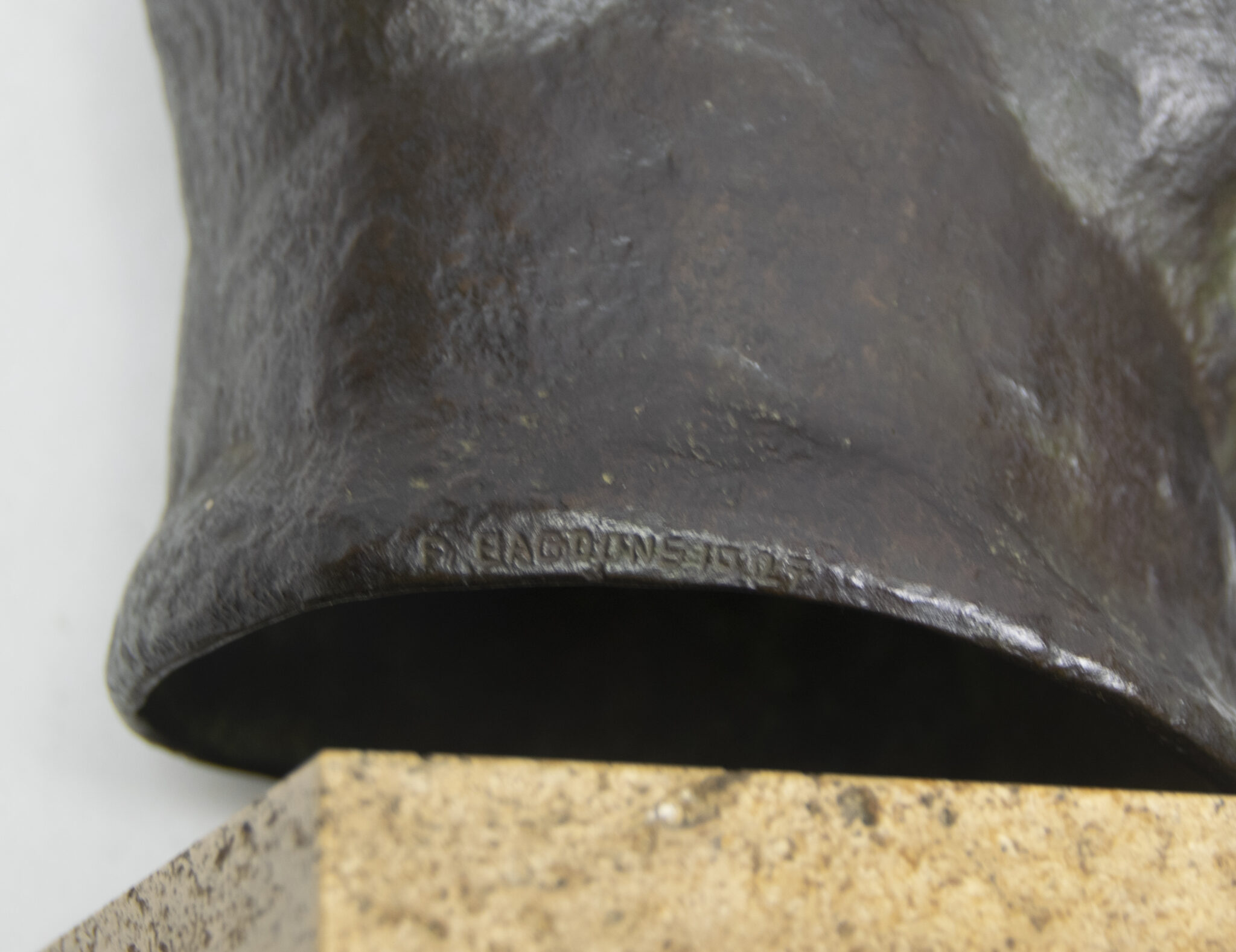 Hindenburg bronze bust (by artist Friedrich Bagdons) (1927) - Image 28