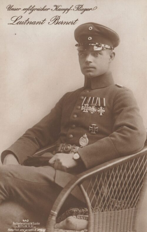 (Postcard) Sanke #442 Leutnant Bernest