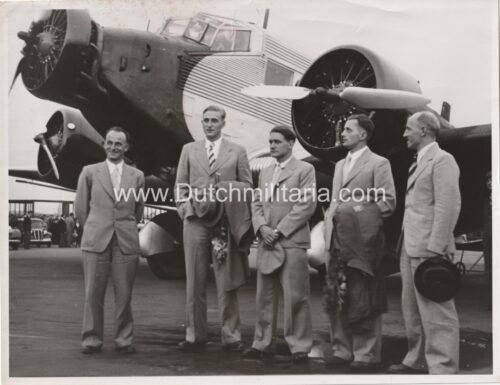 (Pressphoto SS) Mmbers of the SS expedition who spent 50 days in Buddha's Capital Lhasa (1939)
