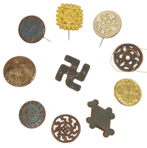 Deutsche Kulturvölker complete series 10 badges ancient German sunwheel swastika designs